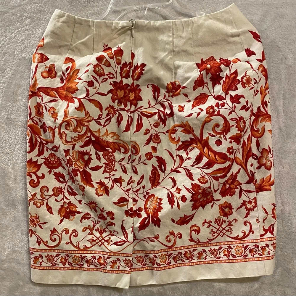 Talbots Skirt Women’s 8P Tan Floral Print Flat Front Zipper Back Slit Cotton - Picture 2 of 7